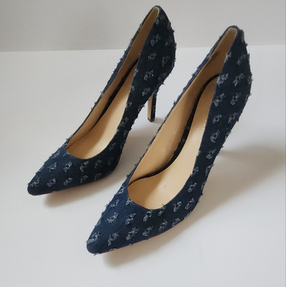 Vintage Nine West Pumps - Picture 3 of 10